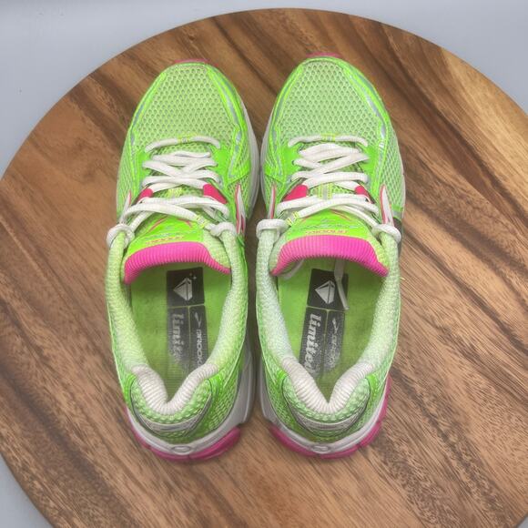 Brooks Ravenna Limited 4 Shoes Womens Size 7 B Green Running Comfort Walking Gym - Picture 5 of 8